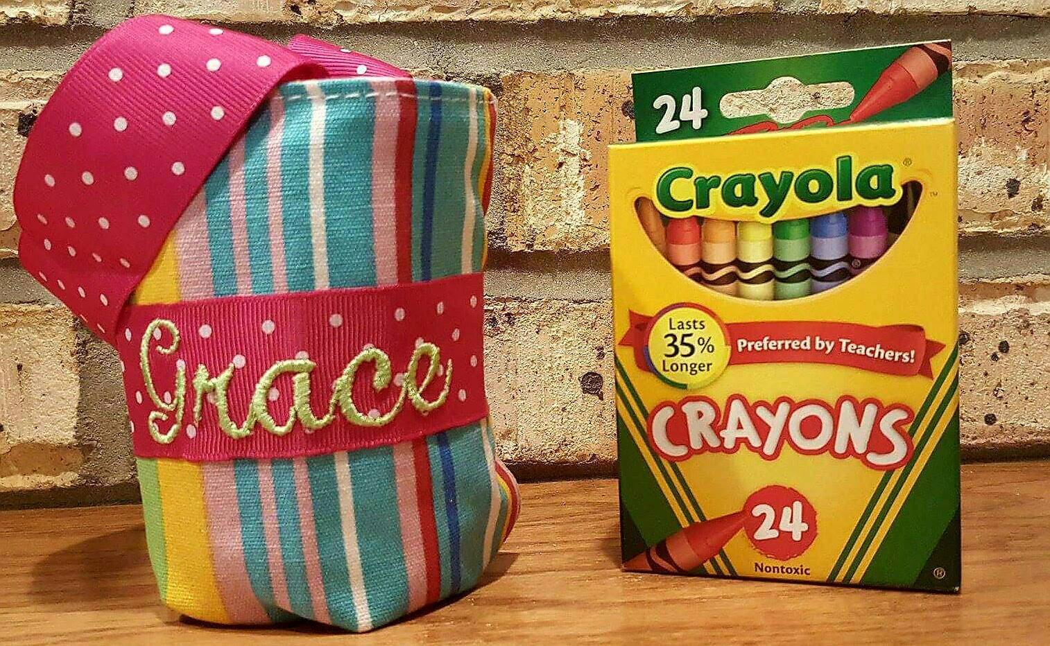 FREE SHIPPING - Personalized Crayola Doodlebugz Crayon Keepers - Embroidered Crayola Crayon Carrier - Monogrammed Crayon Roll Up Carrier
