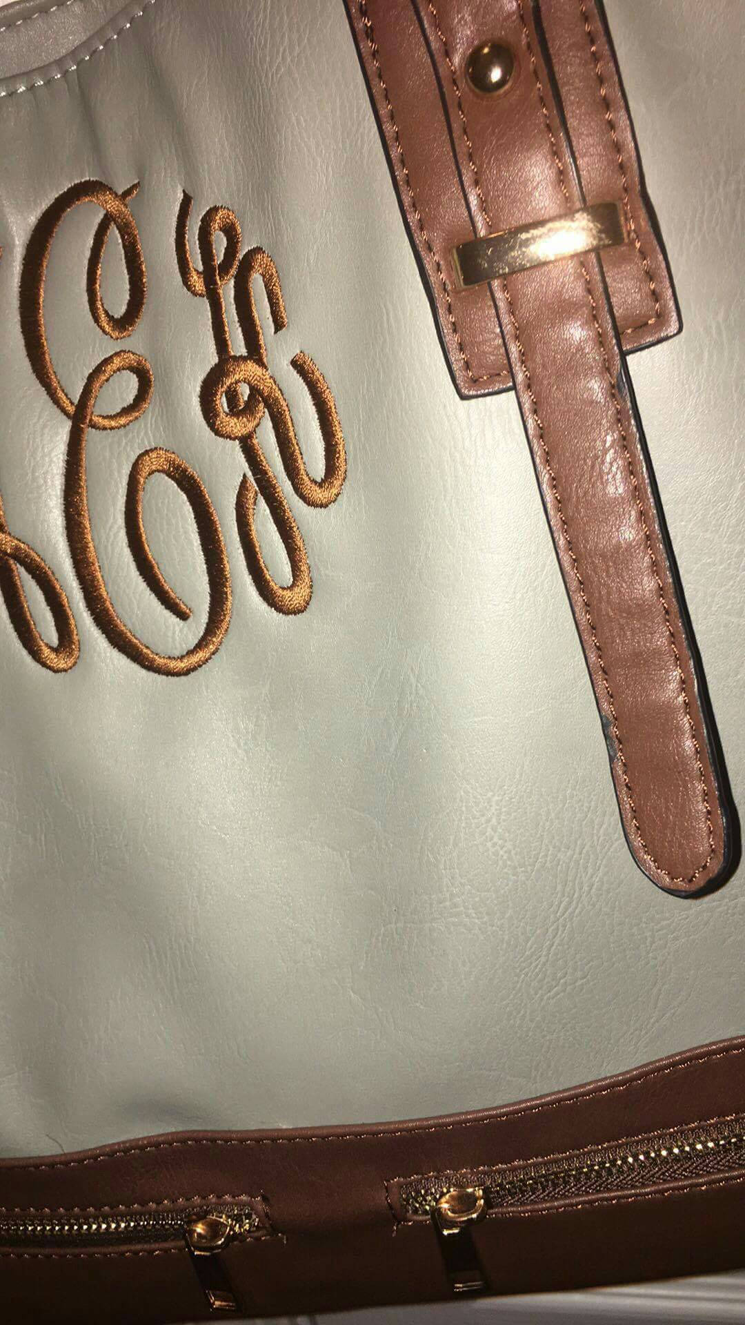 Layla Top Zip Crossbody Purse - Monogrammed Cross Body Bag - 7 Colors –  Marietta Monograms & Embroidery